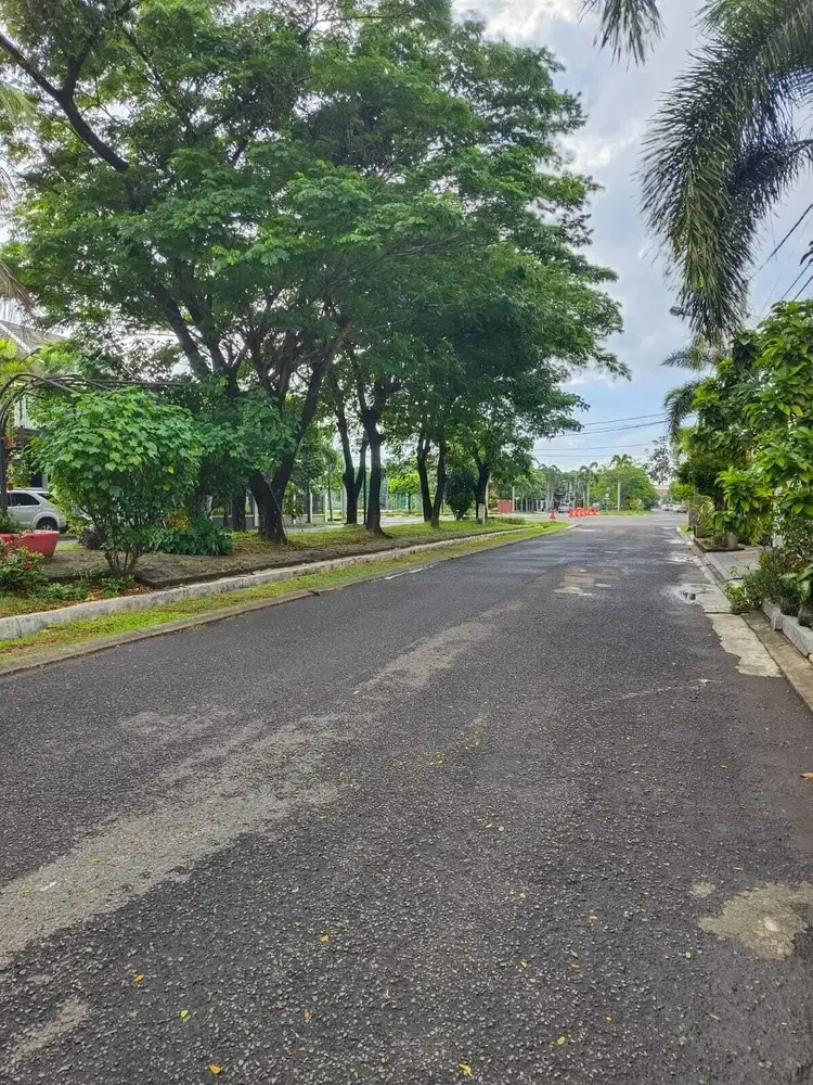 Dijual rumah 2 lantai cluster aralia kota harapan indah bekasi