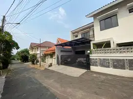 RUMAH MEGAPOLITAN CINERE DEPOK 2 LANTAI FULL FURNISH