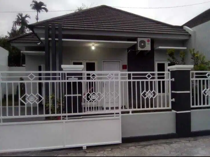 Dijual Cepat, Rumah Siap Huni Trihanggo Gamping, 4 Menit Tugu Jogja
