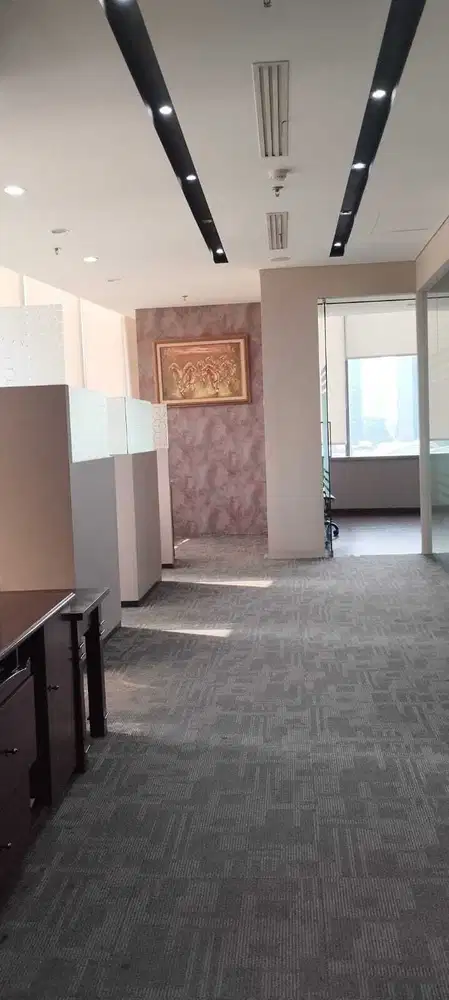 Dijual Kantor Bagus Semi Furnished di Ciputra World Mega Kuningan