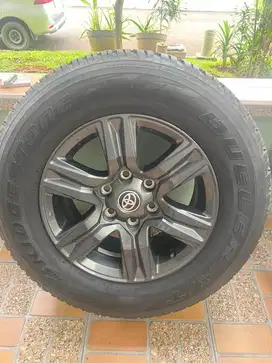 Velg dan ban toyota hilux