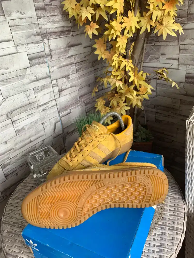 Sepatu Adidas Bermuda