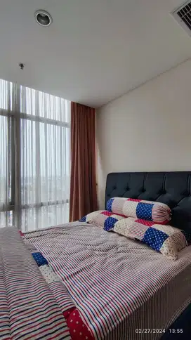 Apartemen Summit Kelapa Gading 3 BR Semi Furnished Bagus