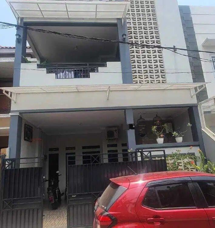 Dijual Rumah Minimalis Bagus di Permata Harapan Baru, Bekasi