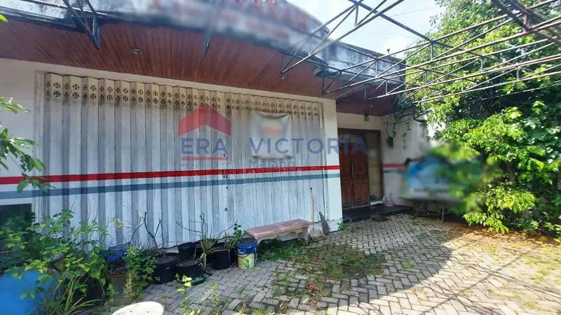 Dijual Rumah Luas Kawasan Logam Logam Blimbing Dekat Superindo Sulfat