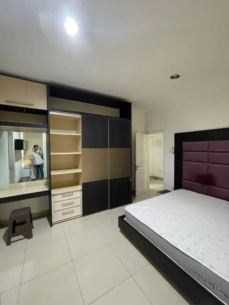 Rumah Furnish Siap Huni di PIK 1 - Cluster Kenari Golf 8x15