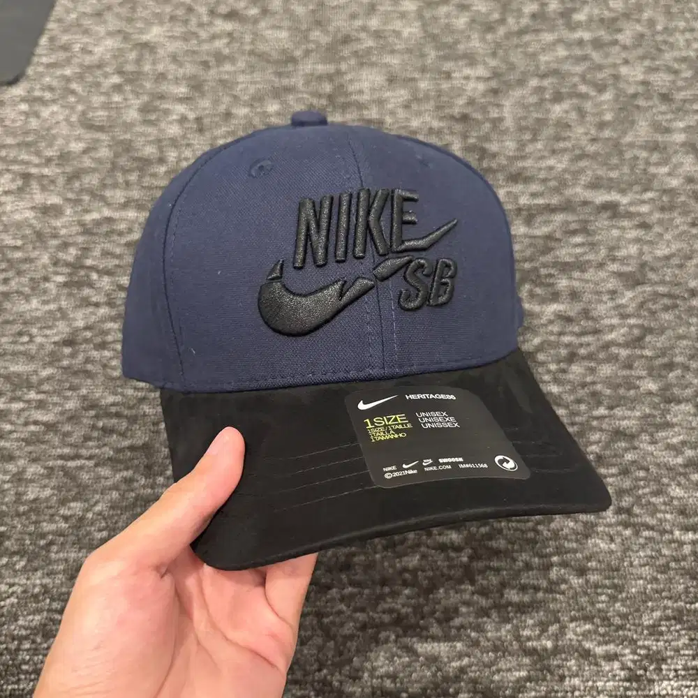 Topi Baseball Nike Import