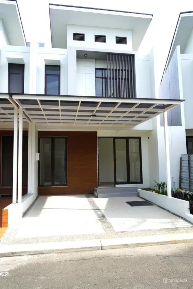 Rumah 3lt 6x15 106m 3KT Cluster Shinano JGC Jakarta Garden City
