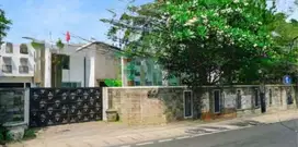 Di jual rumah mewah 3 lantai