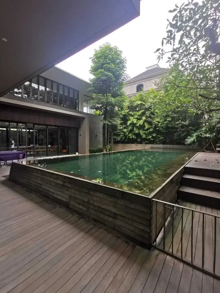Rumah Mewah Jarang Ada, Pool, Full Furnished di Alam Sutera