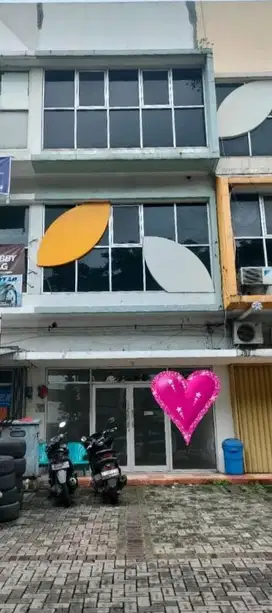 Dijual Ruko Gadget Gading Serpong Bagus