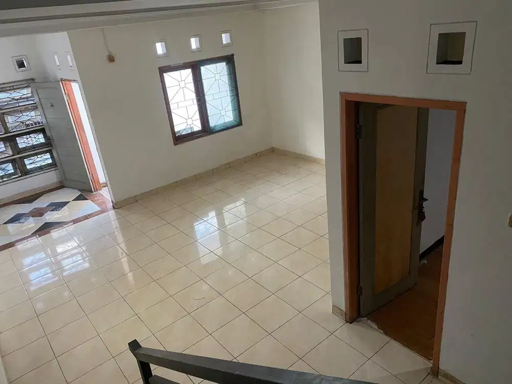 Dijual Rumah 2,5 Lantai Di Graha Pratama Sunter