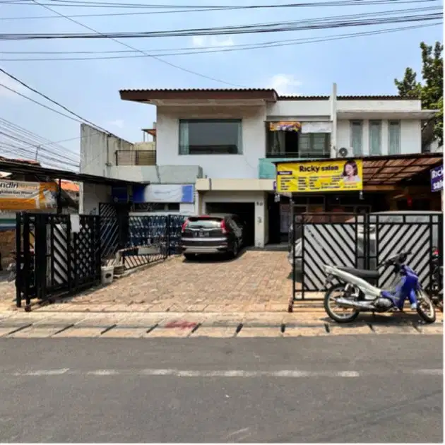 Rumah Usaha Multifungsi Lokasi Strategis Di Gandaria, Jaksel
