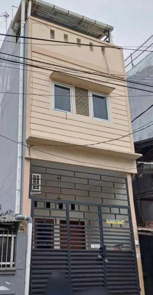 JL. KARTINI  DALAM SAWAH BESAR JAKARTA PUSAT DEKAT PASAR BARU