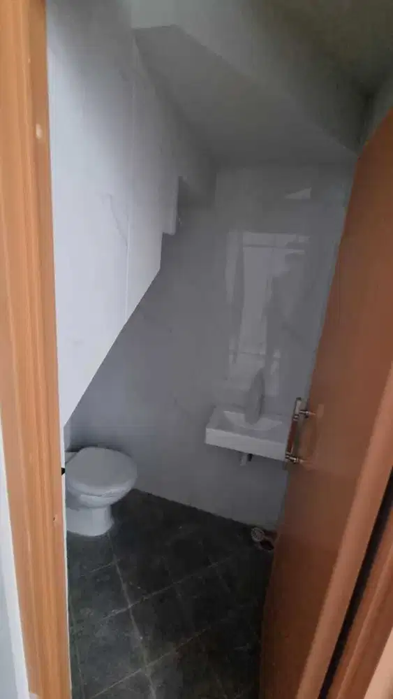 Rumah baru minimalis di Imperial Gading - Kelapa Gading