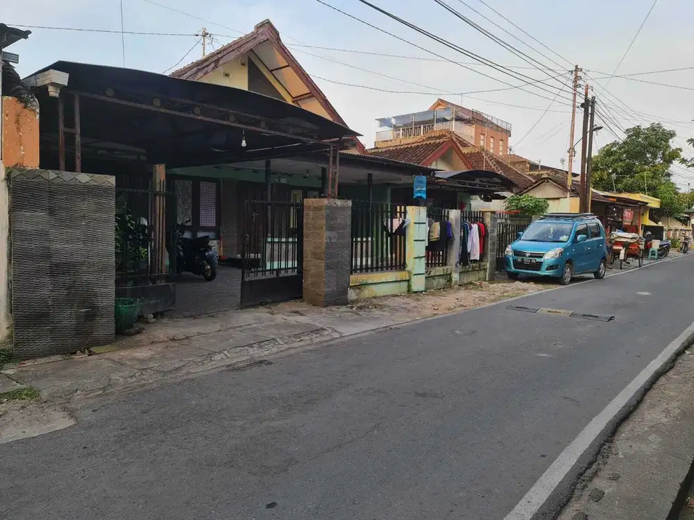 Rumah hitung tanah di turisari dekat mall solo paragon