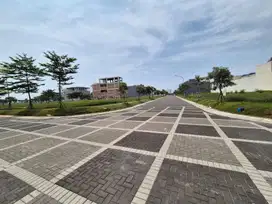 HADAP SELATAN   Kavling Manhattan PIK2 Ukuran 10x30