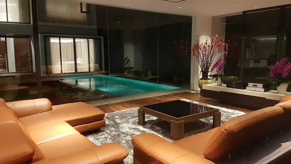 Ada Pool Rumah Minimalis Modern Pik1 Hadap Utara Barat