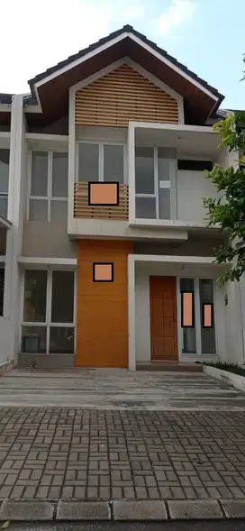 RUMAH 2 LANTAI DISEWAKAN CLUSTER AURORA CITRA RAYA