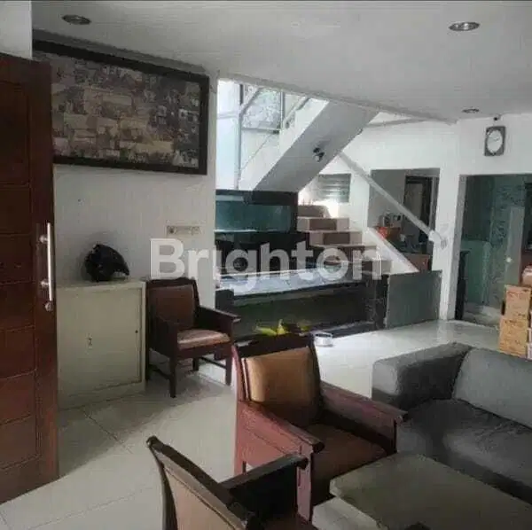 Pusat kota surabaya Jalan Tulung agung Bubutan