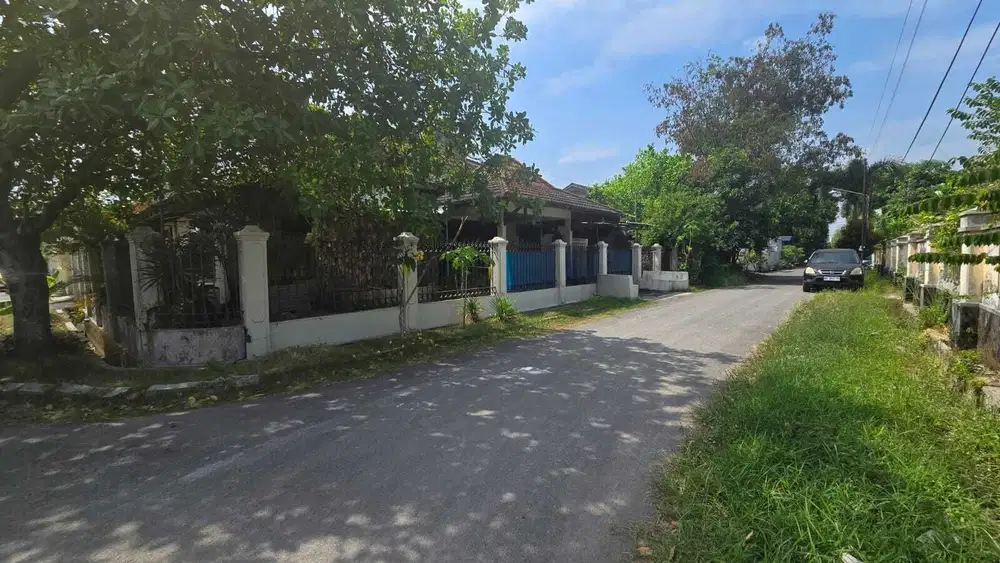 Rumah Hitung Tanah di Perumahan Fajar Indah Jajar Laweyan Solo