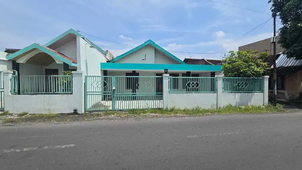Rumah Murah Siap Pakai Untuk Usaha di Kadipiro Banjarsari Solo