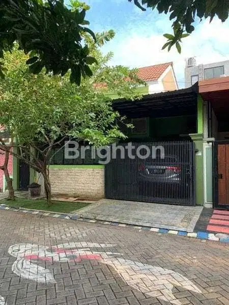 Jual Rumah VALENCIA RESIDENCE 1.5 LANTAI DEPAN RUMAH LANGSUNG TAMAN