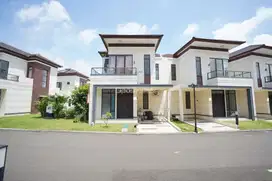 Jual Sewa Rumah Hook 2 Lantai Ada Taman di Lavisa Lavon Swancity
