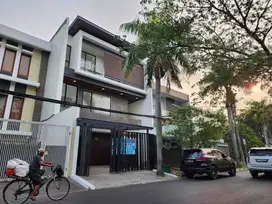 DIJUAL Rumah Citra 2 extension  (di Jalan Boulevard Utama)