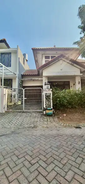 DIJUAL RUMAH GRAHA FAMILI HOOK DEKAT CLUB HOUSE KOSONGAN PAKUWON MALL