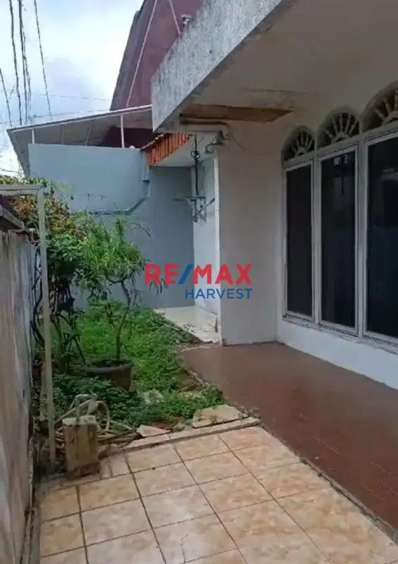 DIJUAL BU RUMAH  di Jakarta Barat STRATEGIS
