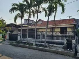 RUMAH KENDANGSARI LUAS 325 M² DEKAT JEMURSARI DAN TENGGILING