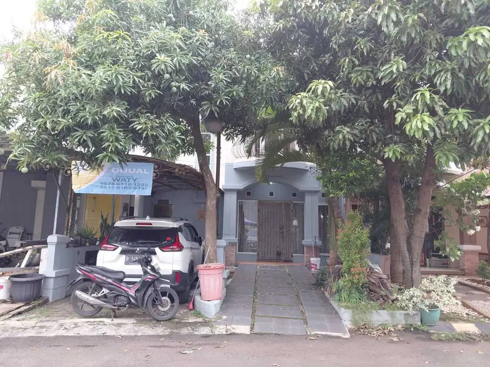 Rumaj 2.5 lantai siap huni di puri beta 1 dekat joglo dan transjakarta