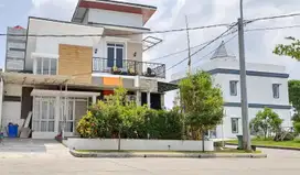 Rumah hoek 2lt 12x12 143m 2KT type Novara Victoria Green Residence