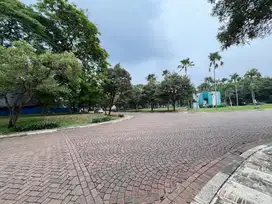 HOEK   Kavling Premium Taman Golf Timur PIK Hadap Selatan Barat