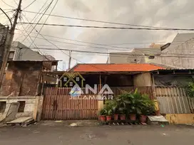 ANA RUMAH UK 7.4X15M DI KOMPLEK KAVLING POLRI JELAMBAR rb