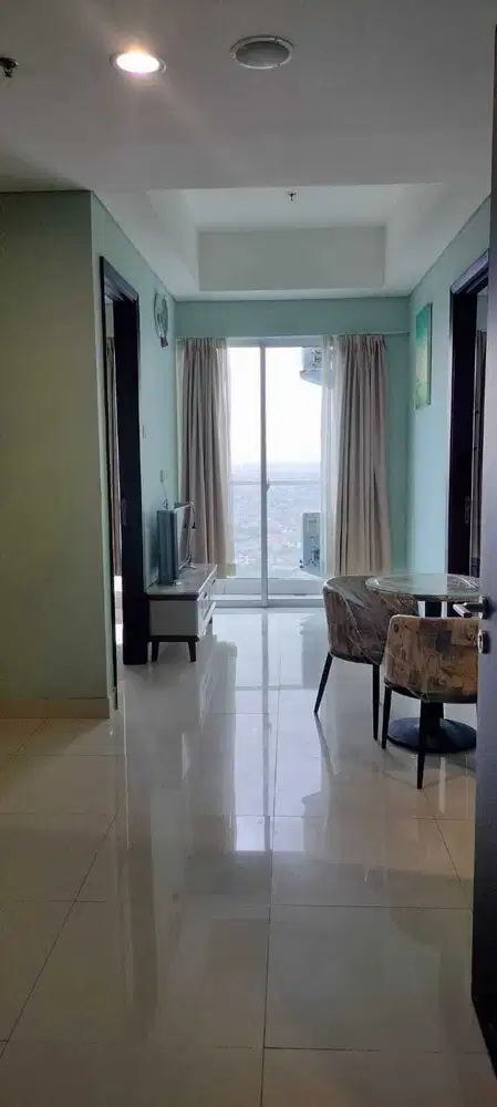 Apartemen disewakan Puri Mansion full furnished lantai tinggi Jakarta