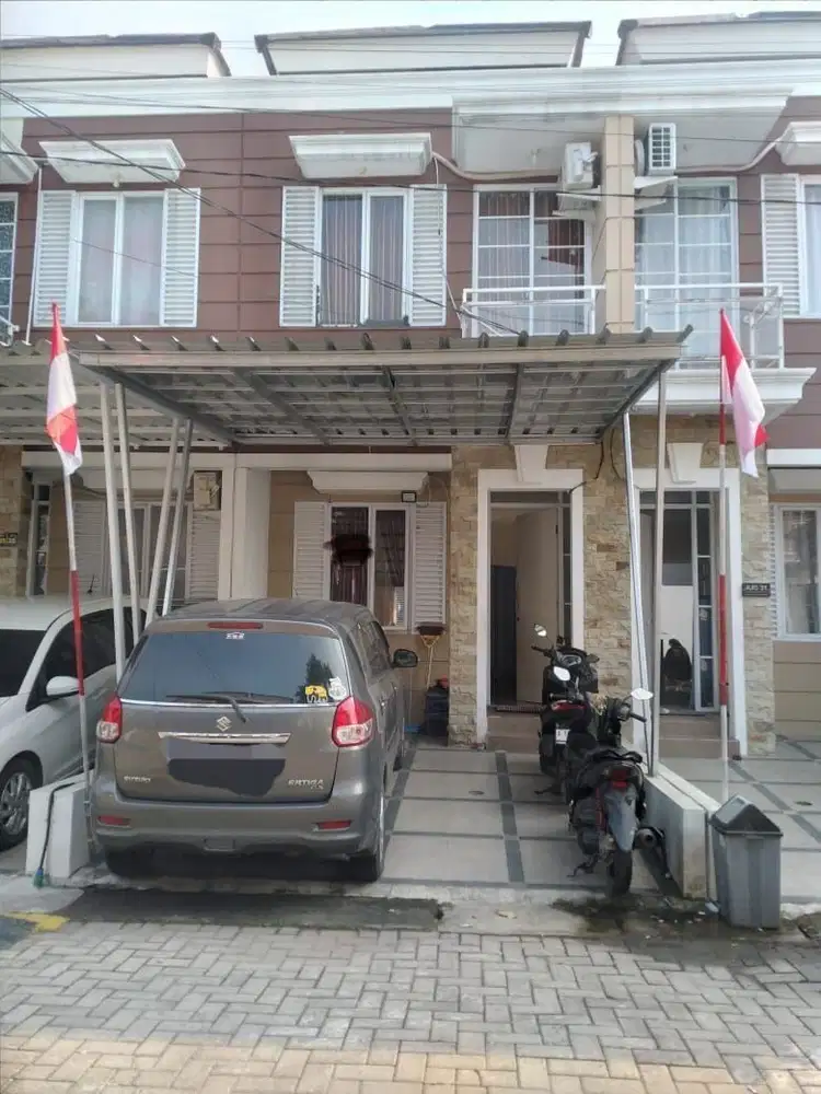 Rumah 2 Lantai Bagus Grand Duta Tangerang Banten