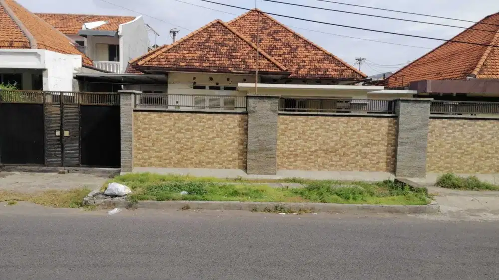 Dijual Rumah Kinibalu SHM Petemon Sawahan Surabaya Pusat