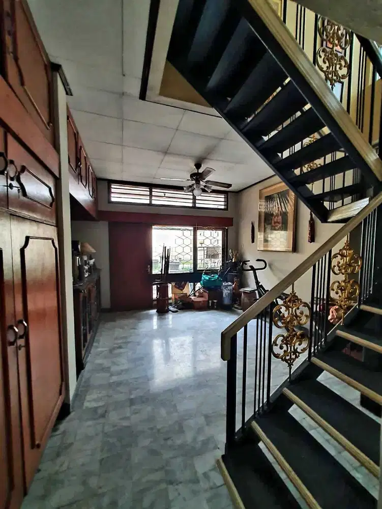 DIJUAL RUMAH DI CEMPAKA PUTIH TENGAH, JAKARTA PUSAT