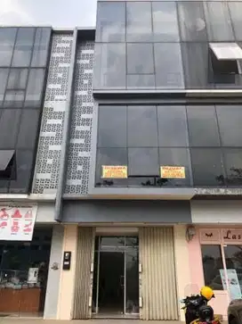 DIJUAL RUKO ICON BUSINESS PARK 3 LANTAI PINGGIR JALAN AUTO CUANN