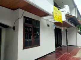 Dijual Rumah diJatinegaea Barat ( bukit Duri Permai