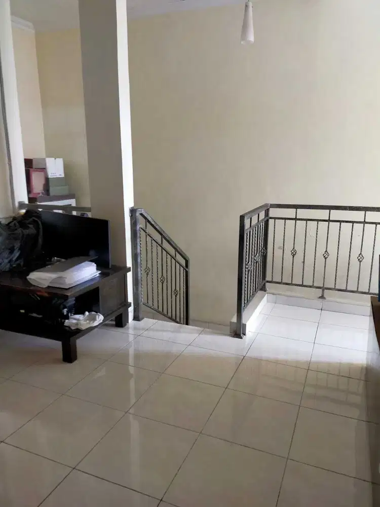 Dijual murah Rumah 2 lantai siap huni di Kelapa Gading Jakarta Utara
