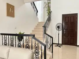 RUMAH De Park JADEITE BSD SIAP HUNI HADAP SELATAN