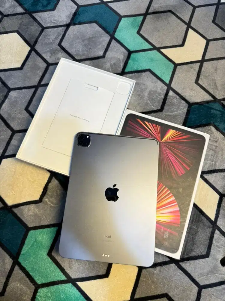iPad pro M1 11 inch 256gb wifi only