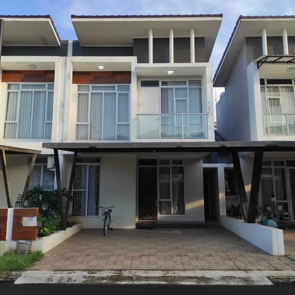 Dijual cepat rumah Metland Transyogi Bagus Rapih siap huni 2 lantai
