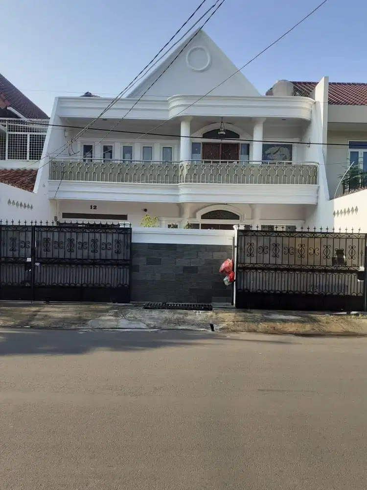 Jual rumah murah di taman Semanan cengkareng