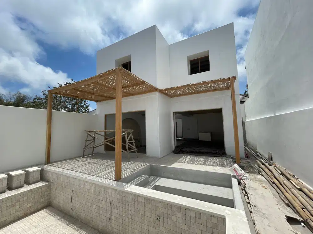 MODERN MEDITERRANEAN VILLA FOR SALE IN UNGASAN