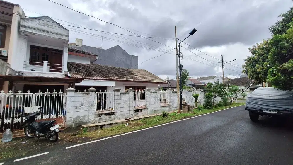 Dijual Rumah hitung tanah Di Pulo Mas, Hanya Rp 7.5 Miliar!