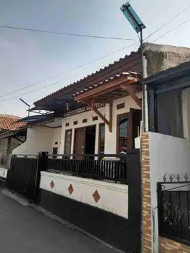 Rumah dijual murah di rangkapan jaya Depok